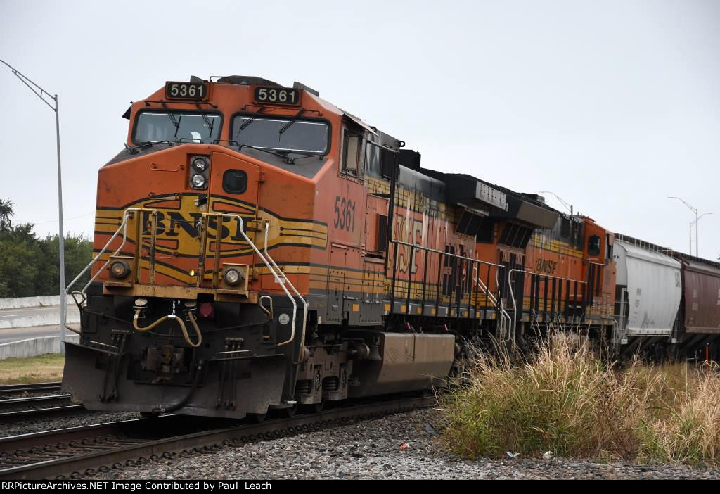 Tied down grain train